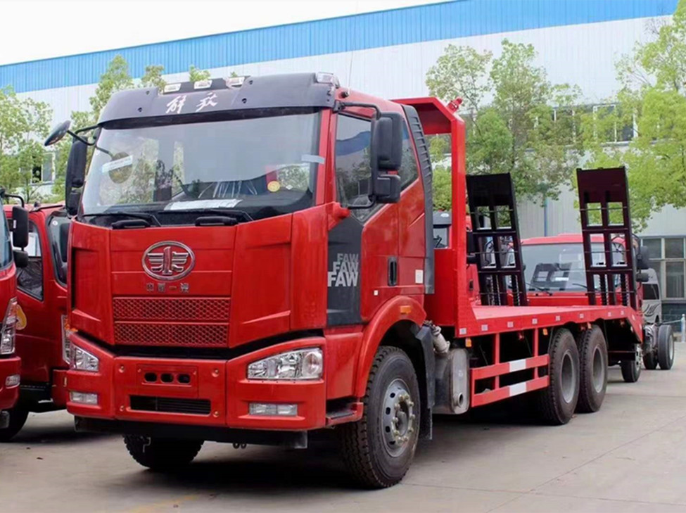 【國(guó)六京環(huán)】解放J6L后雙橋平板運(yùn)輸車