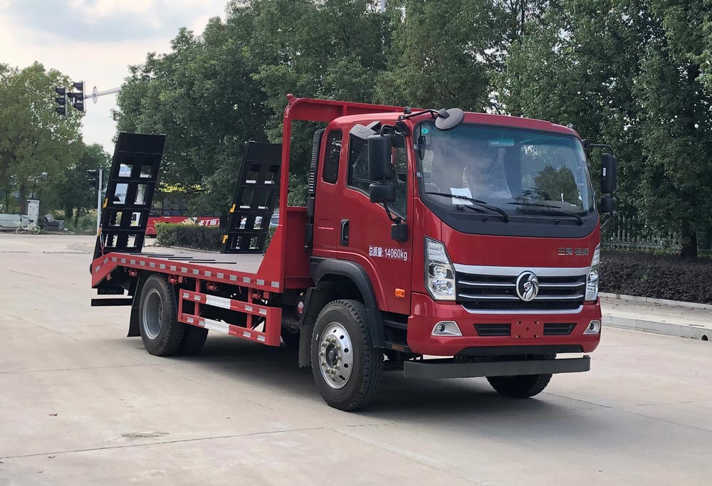 【國(guó)六】重汽王牌平板運(yùn)輸車(chē)