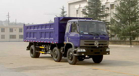 東風小三軸自卸車