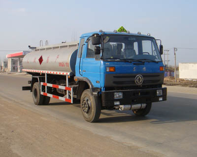 （15立方）東風(fēng)153加油車